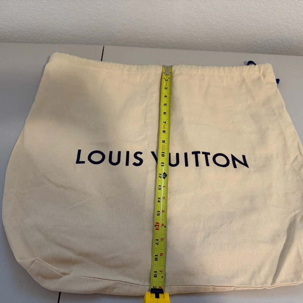 Authentic Louis Vuitton Large Dust Bag - Picture 4 of 4